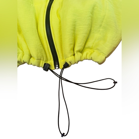 ᴡᴏᴍᴇɴ’s ᴋᴇɴɴᴇᴛʜ ᴄᴏʟᴇ ᴊᴀᴄᴋᴇᴛ | sɪᴢᴇ xs | ʟɪɢʜᴛʟʏ ᴡᴏʀɴ - Picture 3 of 5